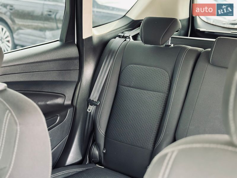 Внедорожник / Кроссовер Ford Kuga 2017 в Кременчуге