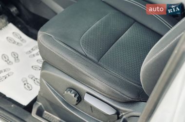 Внедорожник / Кроссовер Ford Kuga 2017 в Кременчуге