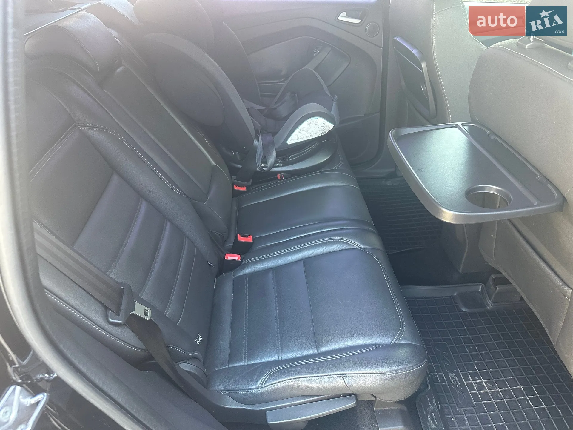 2017 Ford Kuga - мініатюра 29