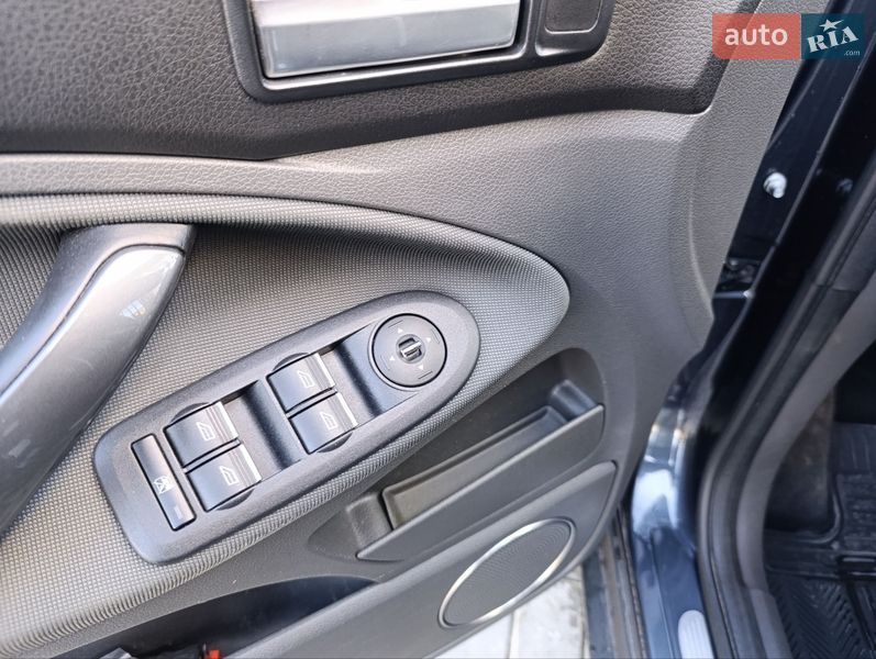 Внедорожник / Кроссовер Ford Kuga 2010 в Ивано-Франковске