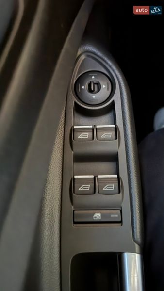 Внедорожник / Кроссовер Ford Kuga 2014 в Черноморске фото 20 Внедорожник / Кроссовер Ford Kuga 2014 в Черноморске