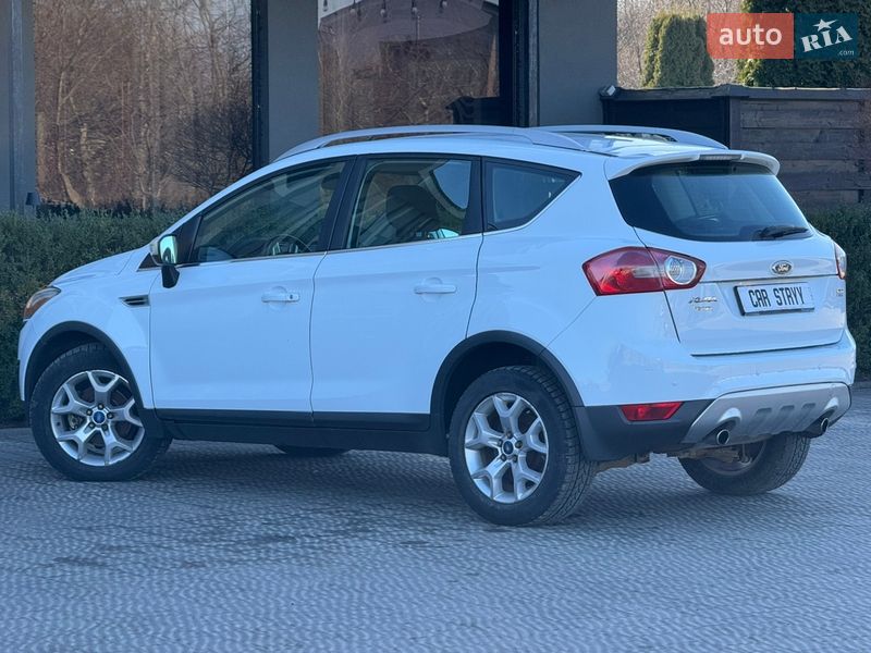 Позашляховик / Кросовер Ford Kuga 2010 в Стрию