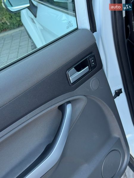 Позашляховик / Кросовер Ford Kuga 2010 в Стрию