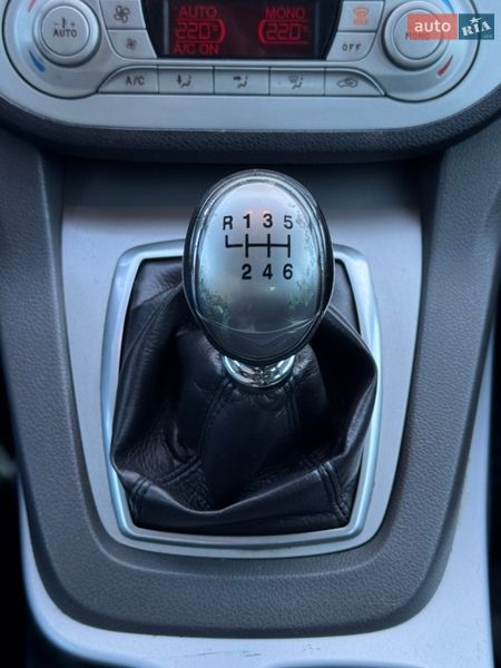 Позашляховик / Кросовер Ford Kuga 2010 в Стрию