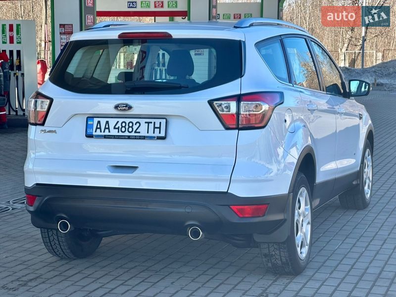 Позашляховик / Кросовер Ford Kuga 2018 в Житомирі