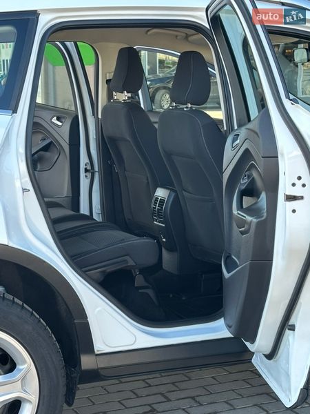 Позашляховик / Кросовер Ford Kuga 2018 в Житомирі