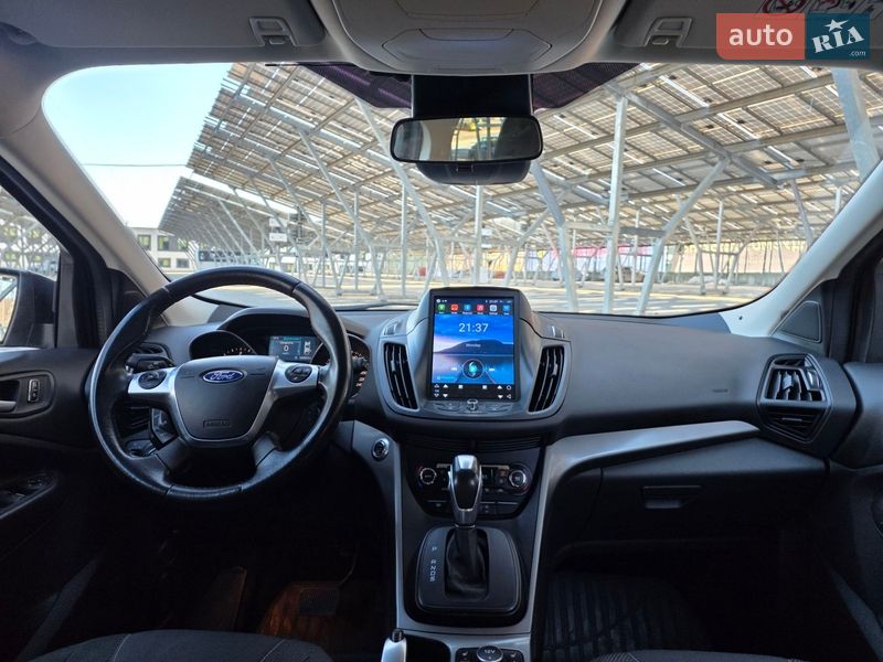 Внедорожник / Кроссовер Ford Kuga 2015 в Львове