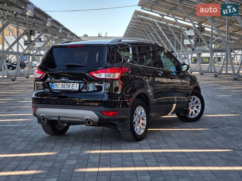 Внедорожник / Кроссовер Ford Kuga 2015 в Львове