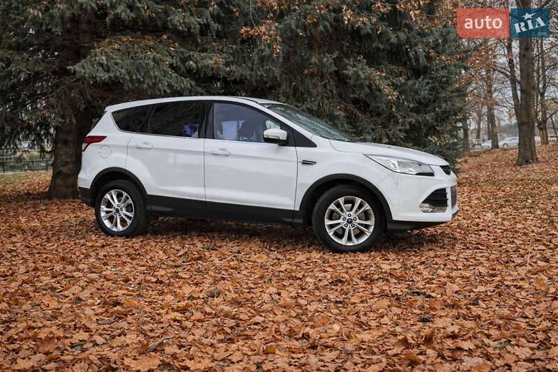 Внедорожник / Кроссовер Ford Kuga 2014 в Днепре