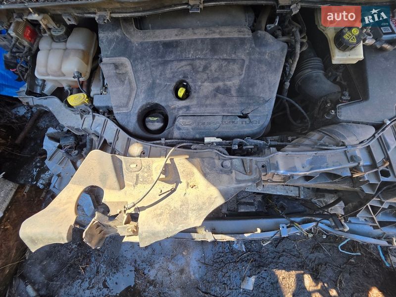 Внедорожник / Кроссовер Ford Kuga 2013 в Кропивницком