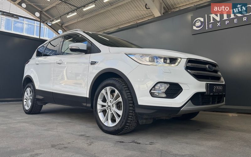 Внедорожник / Кроссовер Ford Kuga 2019 в Киеве