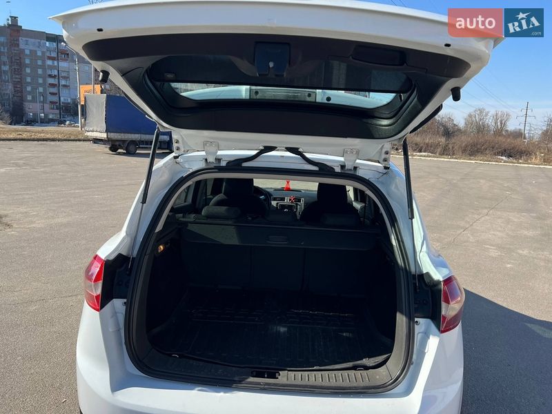 Внедорожник / Кроссовер Ford Kuga 2011 в Чернигове