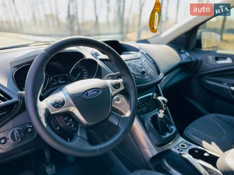 Позашляховик / Кросовер Ford Kuga 2013 в Києві фото 14 Позашляховик / Кросовер Ford Kuga 2013 в Києві