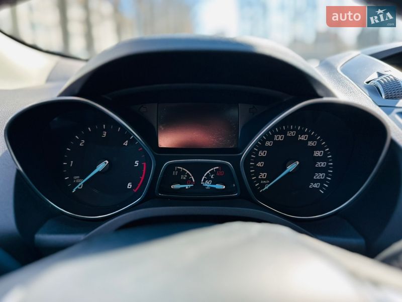 Позашляховик / Кросовер Ford Kuga 2013 в Києві фото 19 Позашляховик / Кросовер Ford Kuga 2013 в Києві