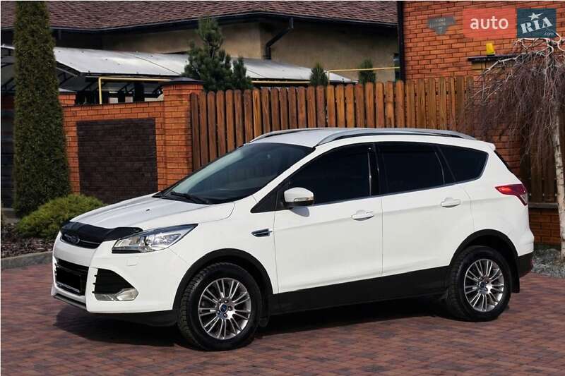 Позашляховик / Кросовер Ford Kuga 2014 в Дніпрі