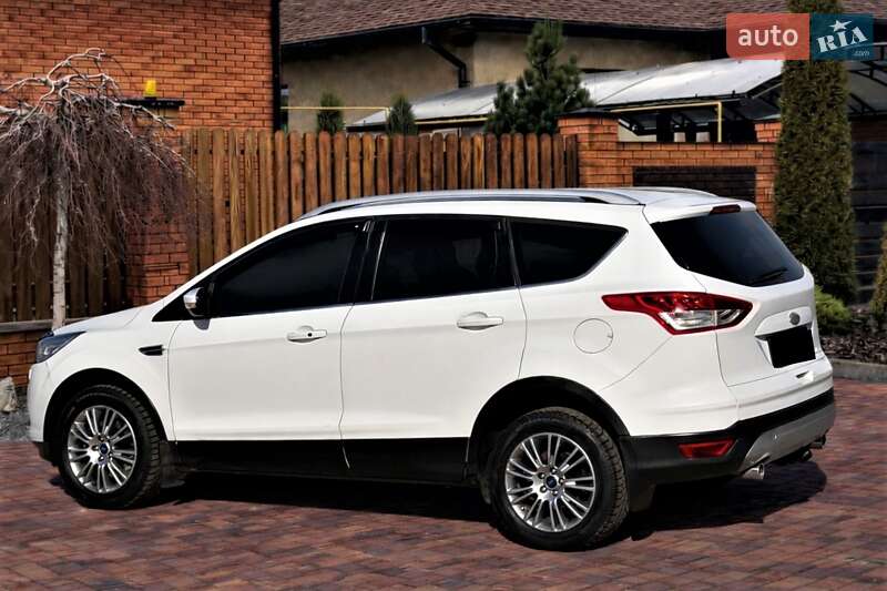 Позашляховик / Кросовер Ford Kuga 2014 в Дніпрі