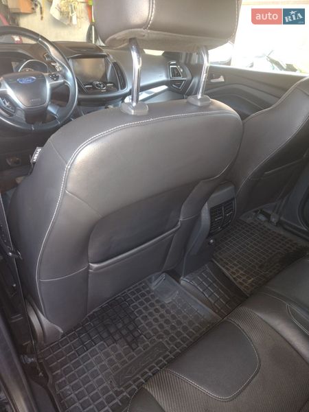 Внедорожник / Кроссовер Ford Kuga 2015 в Житомире