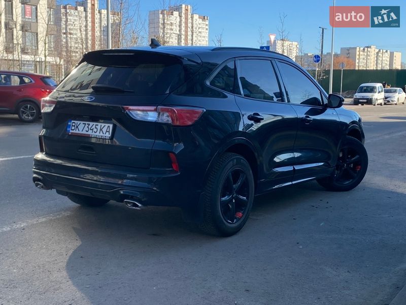 Внедорожник / Кроссовер Ford Kuga 2023 в Киеве