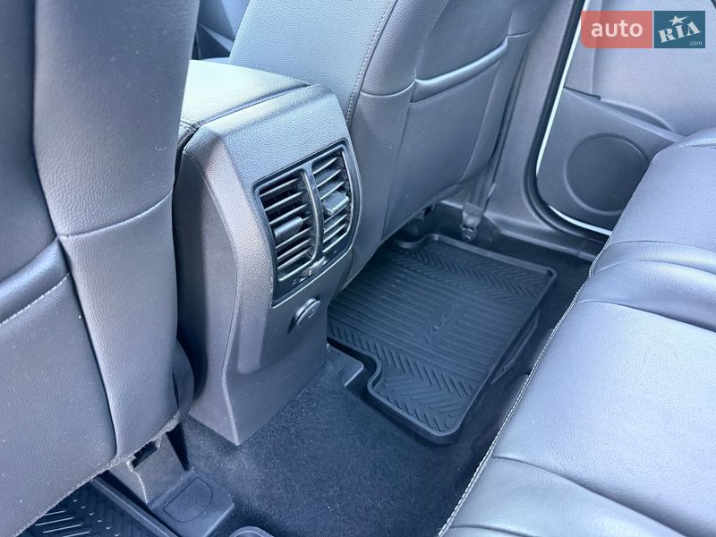 Позашляховик / Кросовер Ford Kuga 2019 в Києві