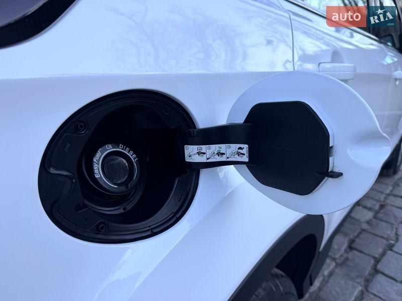 Позашляховик / Кросовер Ford Kuga 2019 в Києві