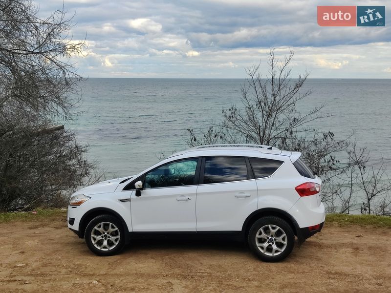 Позашляховик / Кросовер Ford Kuga 2012 в Одесі