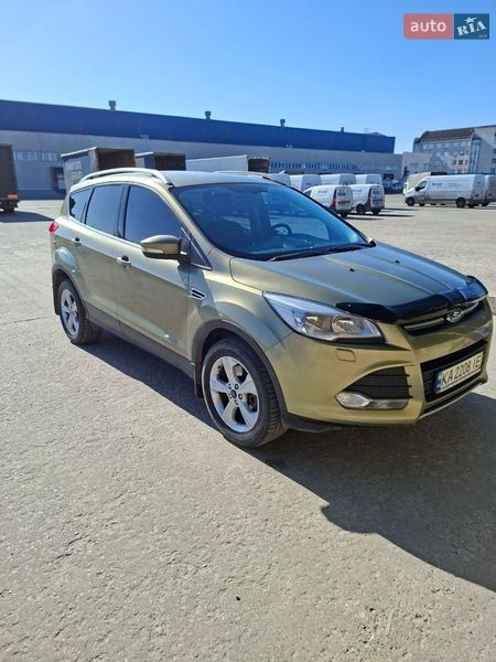 Внедорожник / Кроссовер Ford Kuga 2013 в Киеве