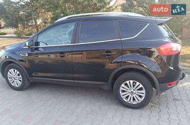 Позашляховик / Кросовер Ford Kuga 2011 в Луцьку