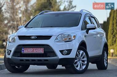 Позашляховик / Кросовер Ford Kuga 2010 в Сарнах