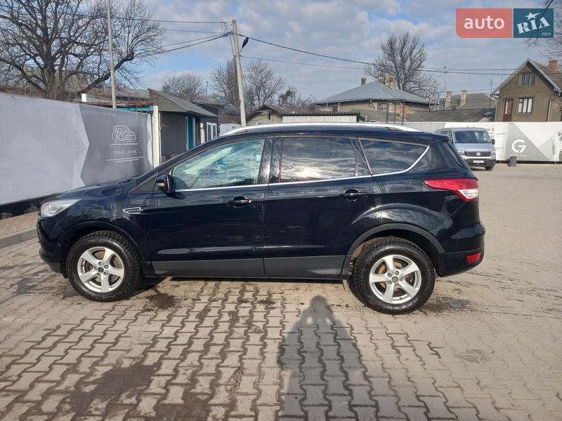 Внедорожник / Кроссовер Ford Kuga 2013 в Черновцах