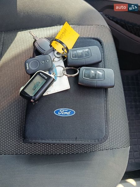 Внедорожник / Кроссовер Ford Kuga 2011 в Переяславе фото 13 Внедорожник / Кроссовер Ford Kuga 2011 в Переяславе