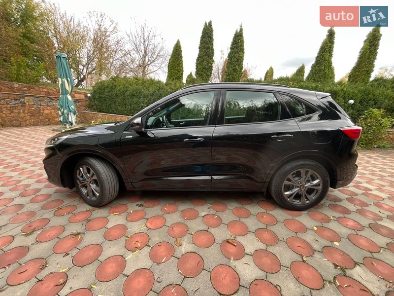 Внедорожник / Кроссовер Ford Kuga 2021 в Виннице