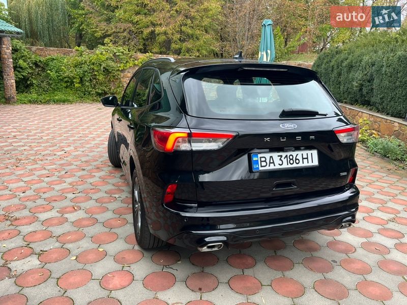 Внедорожник / Кроссовер Ford Kuga 2021 в Виннице