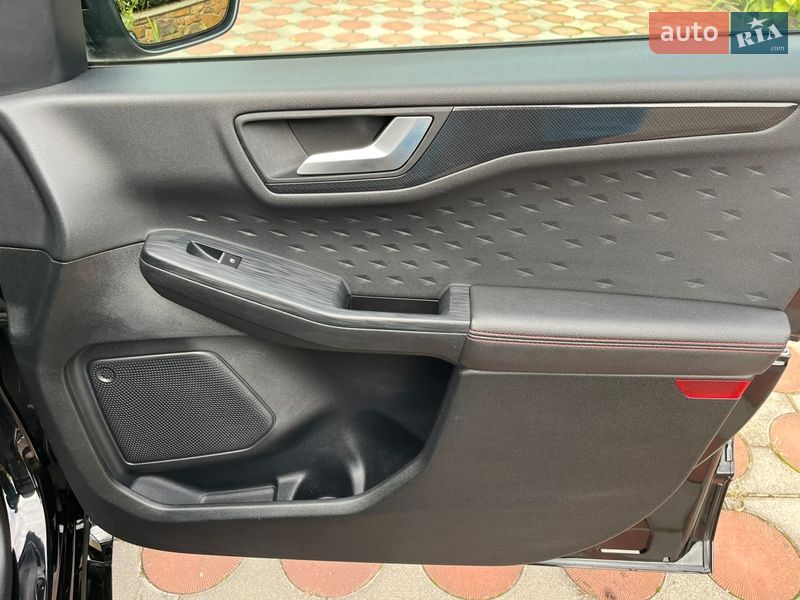 Внедорожник / Кроссовер Ford Kuga 2021 в Виннице