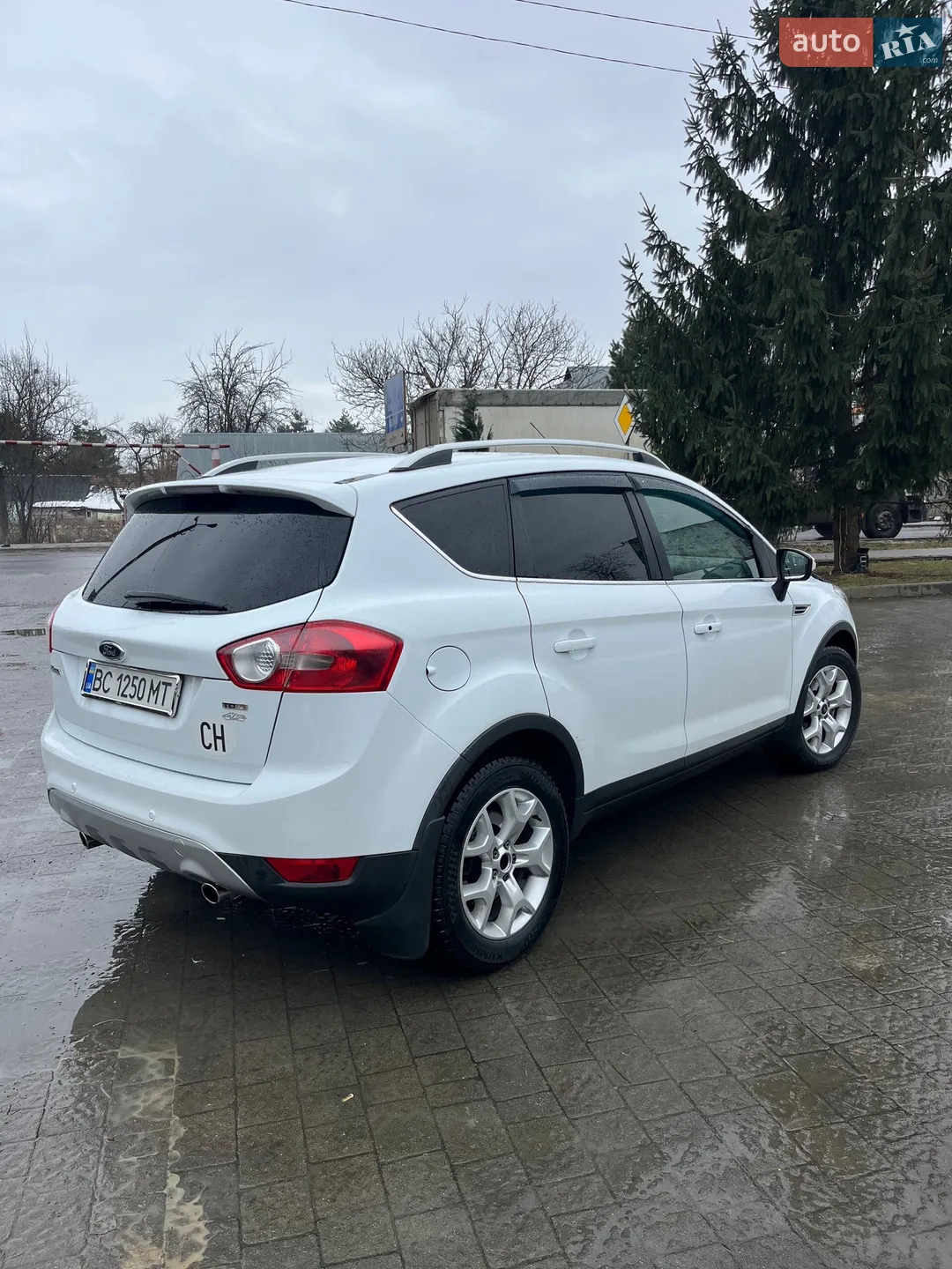 2010 Ford Kuga - мініатюра 8