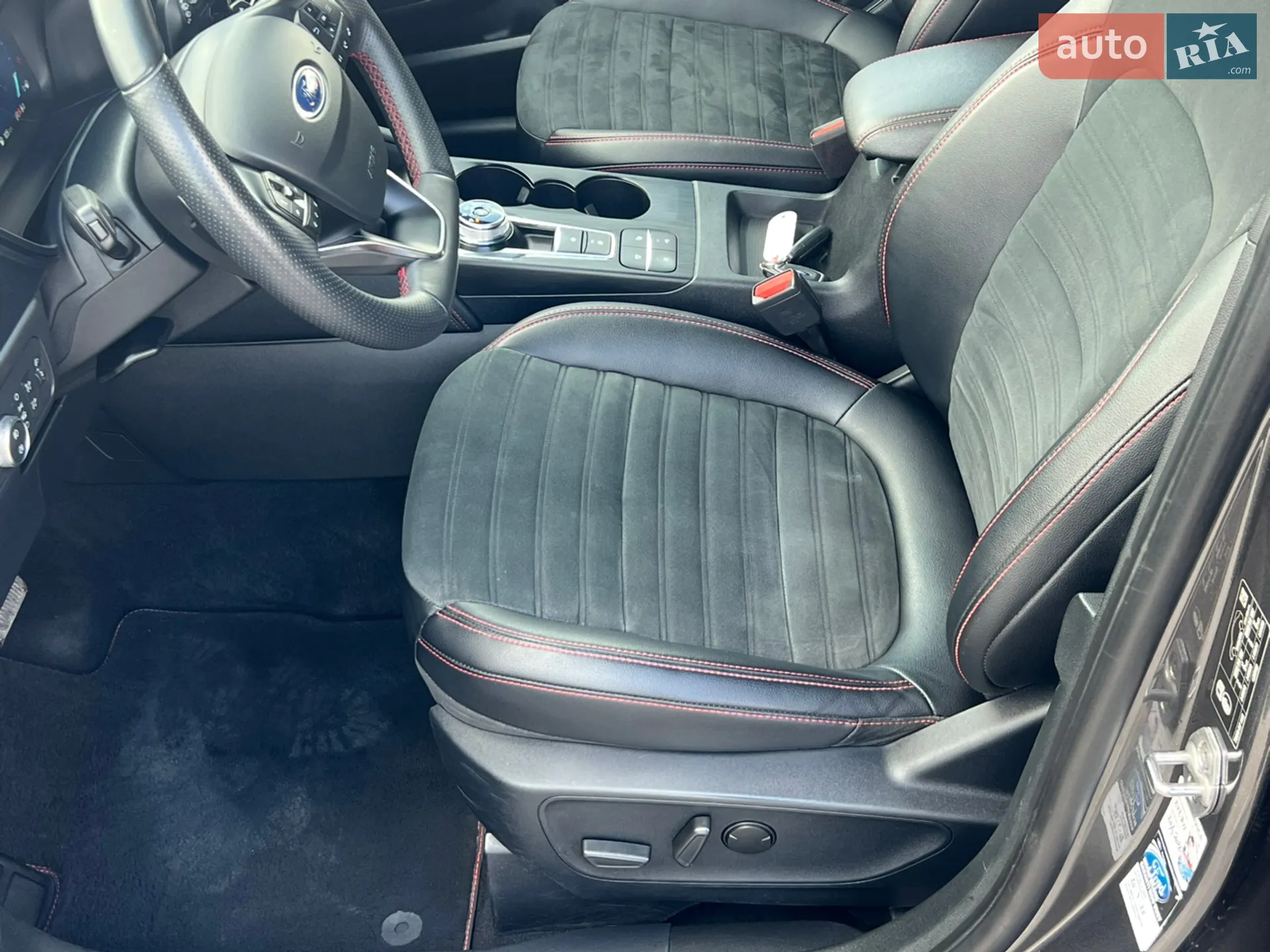 2021 Ford Kuga - мініатюра 10