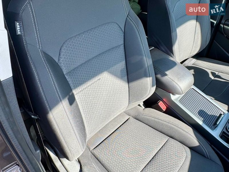 Позашляховик / Кросовер Ford Kuga 2017 в Дніпрі фото 14 Позашляховик / Кросовер Ford Kuga 2017 в Дніпрі