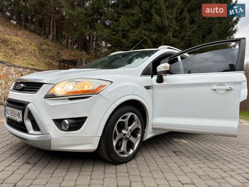 Внедорожник / Кроссовер Ford Kuga 2010 в Тячеве
