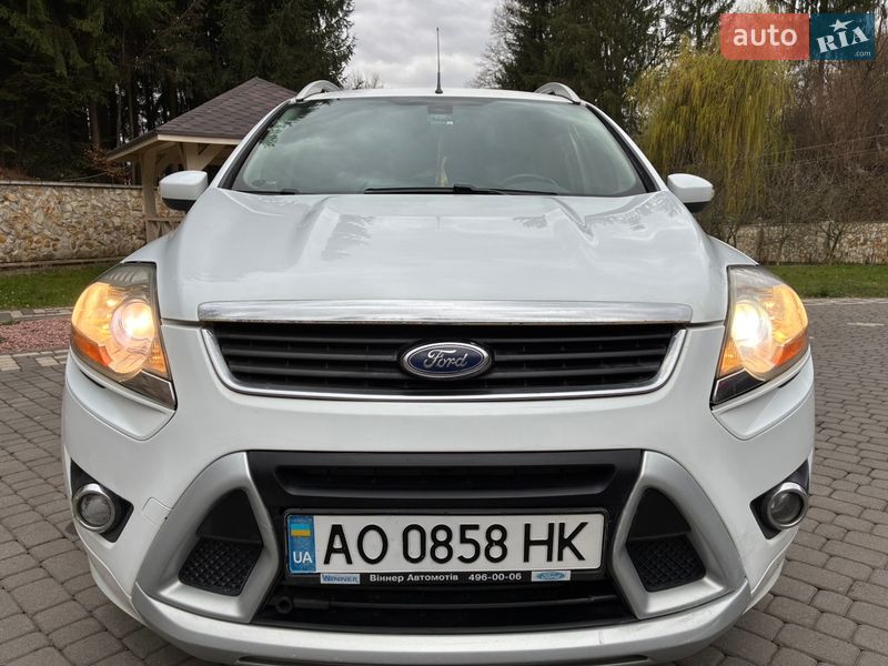 Внедорожник / Кроссовер Ford Kuga 2010 в Тячеве