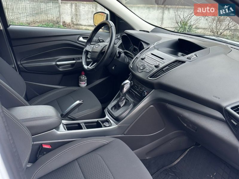 Внедорожник / Кроссовер Ford Kuga 2018 в Хмельницком фото 9 Внедорожник / Кроссовер Ford Kuga 2018 в Хмельницком