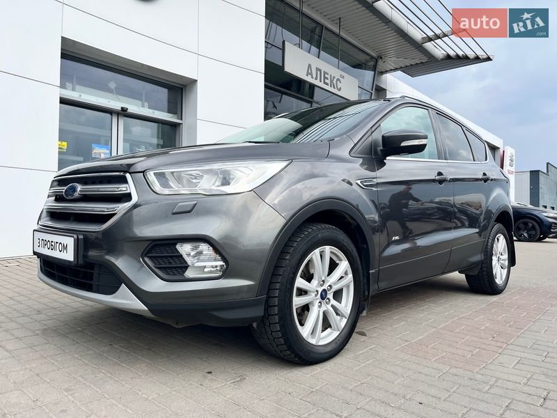 Внедорожник / Кроссовер Ford Kuga 2017 в Львове фото 8 Внедорожник / Кроссовер Ford Kuga 2017 в Львове