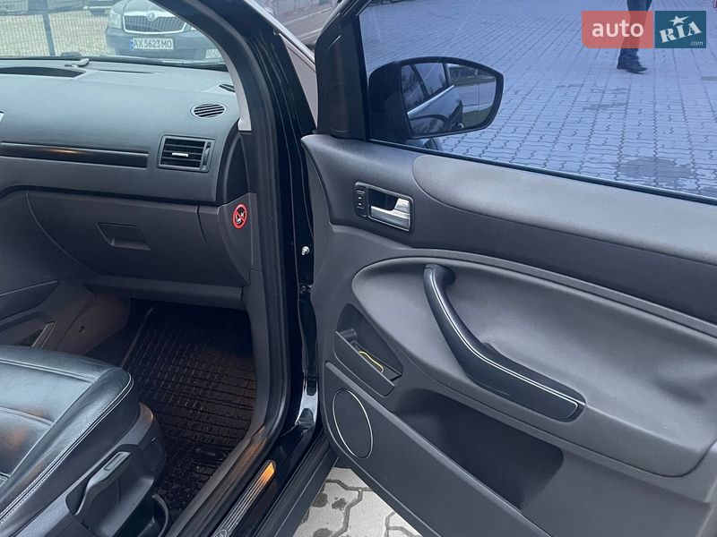 Внедорожник / Кроссовер Ford Kuga 2011 в Калуше