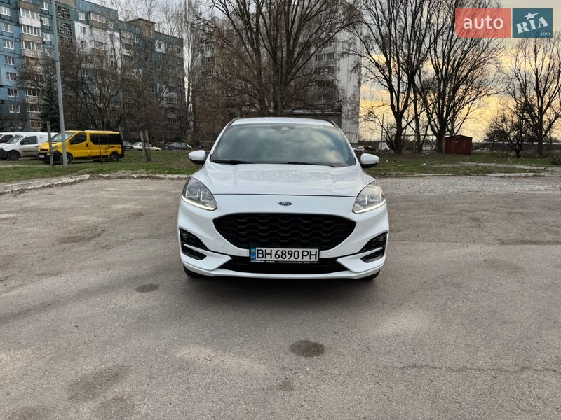 Внедорожник / Кроссовер Ford Kuga 2021 в Днепре