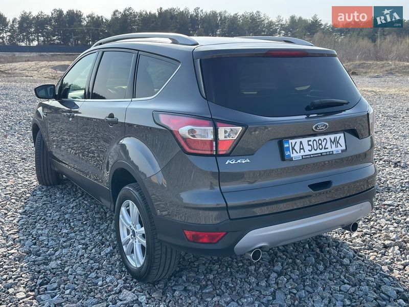 Внедорожник / Кроссовер Ford Kuga 2018 в Киеве