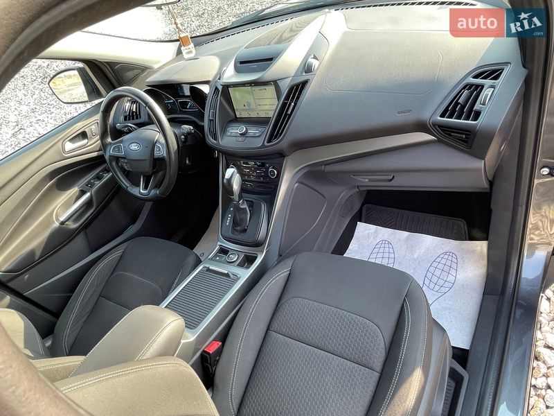 Внедорожник / Кроссовер Ford Kuga 2018 в Киеве