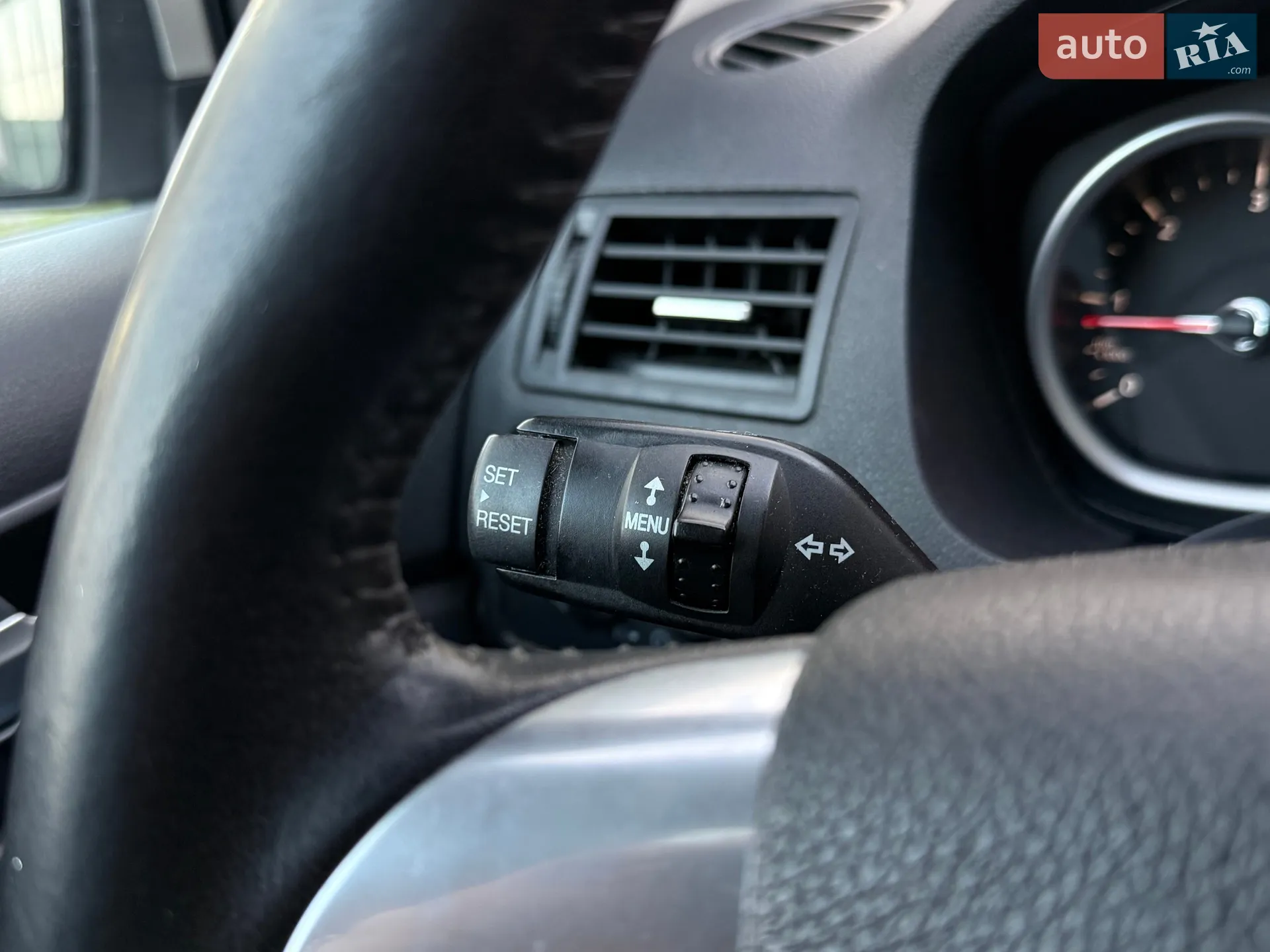 2011 Ford Kuga - мініатюра 25