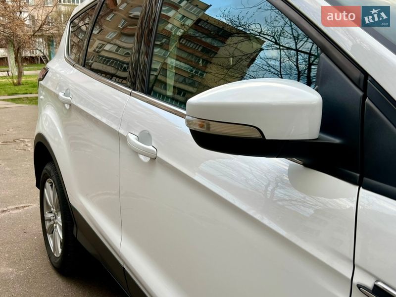 Внедорожник / Кроссовер Ford Kuga 2016 в Киеве фото 13 Внедорожник / Кроссовер Ford Kuga 2016 в Киеве