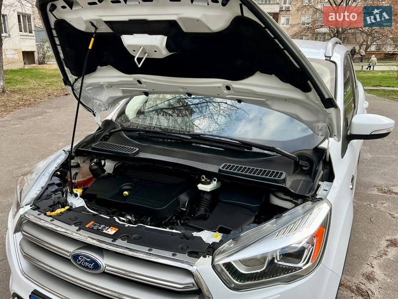 Внедорожник / Кроссовер Ford Kuga 2016 в Киеве фото 25 Внедорожник / Кроссовер Ford Kuga 2016 в Киеве