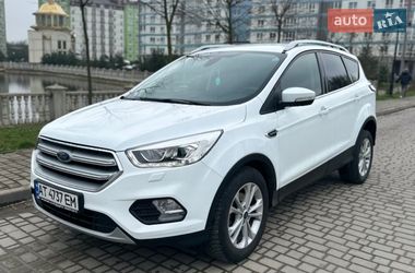 Позашляховик / Кросовер Ford Kuga 2019 в Івано-Франківську