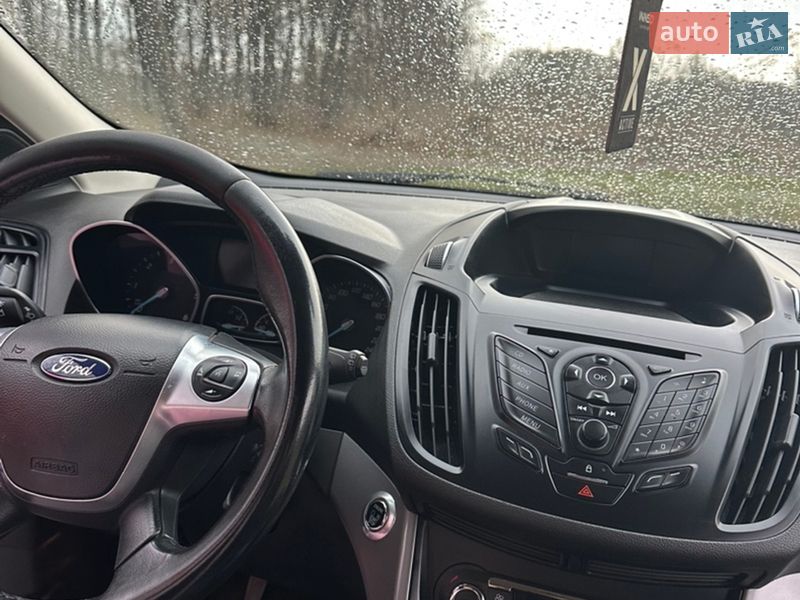 Позашляховик / Кросовер Ford Kuga 2016 в Бахмачі