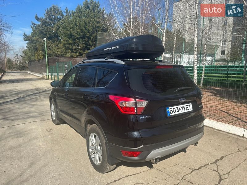 Внедорожник / Кроссовер Ford Kuga 2017 в Одессе